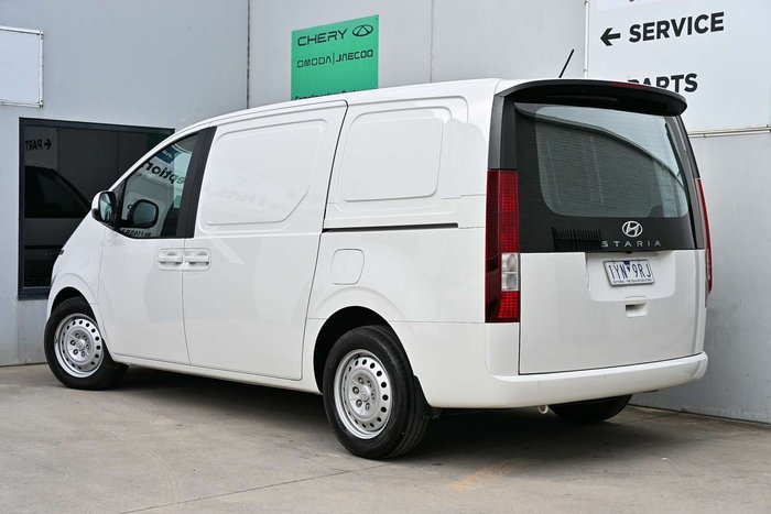 2023 Hyundai STARIA LOAD