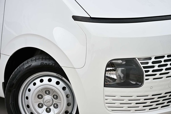 2024 Hyundai STARIA LOAD