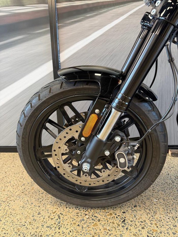 2016 Harley-Davidson Roadster (XL1200CX)