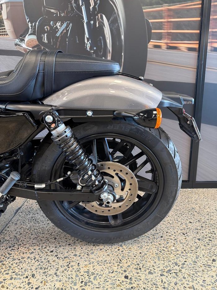 2016 Harley-Davidson Roadster (XL1200CX)