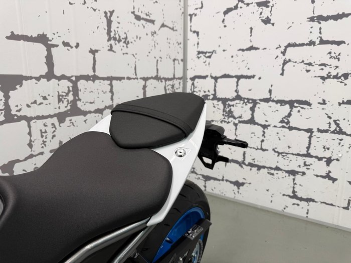 2026 Suzuki GSX-8R GSX-R White