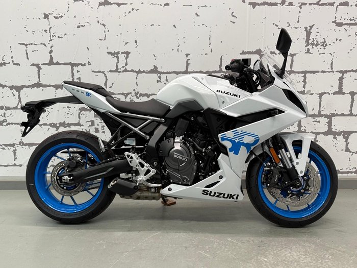 2026 Suzuki GSX-8R GSX-R White