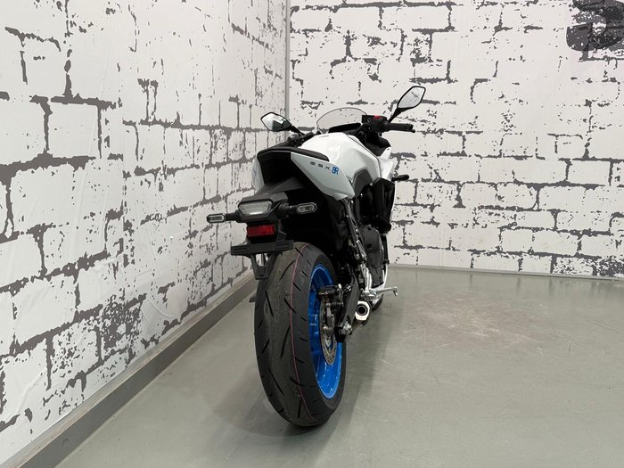 2026 Suzuki GSX-8R GSX-R White