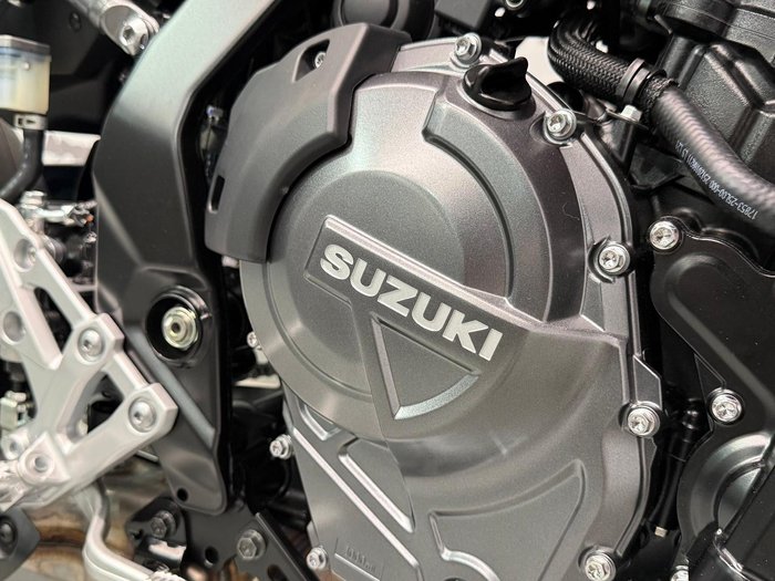 2026 Suzuki GSX-8R GSX-R White