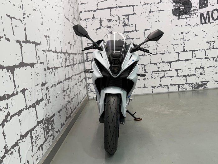 2026 Suzuki GSX-8R GSX-R White
