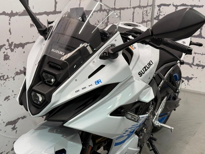 2026 Suzuki GSX-8R GSX-R White