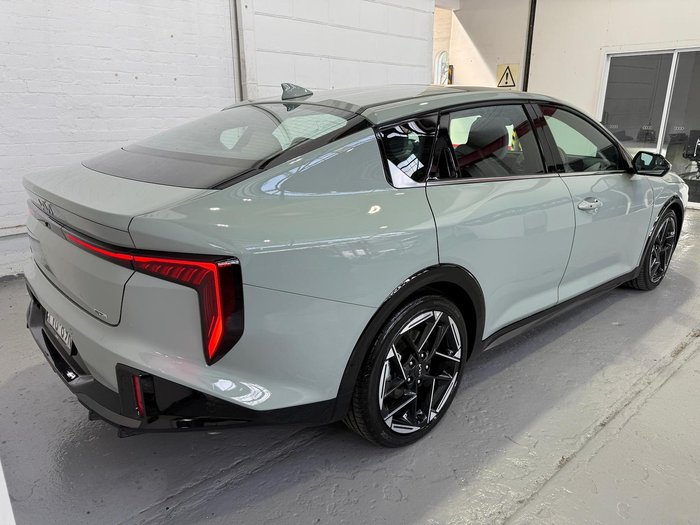 2024 Kia K4 GT-Line