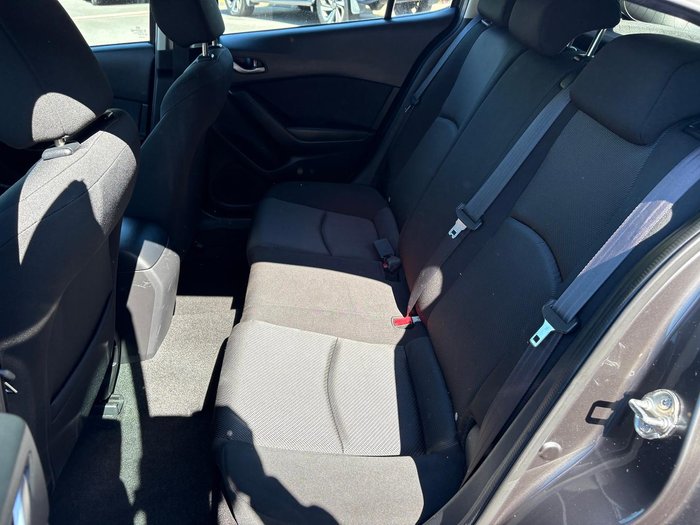 2017 Mazda 3 Neo