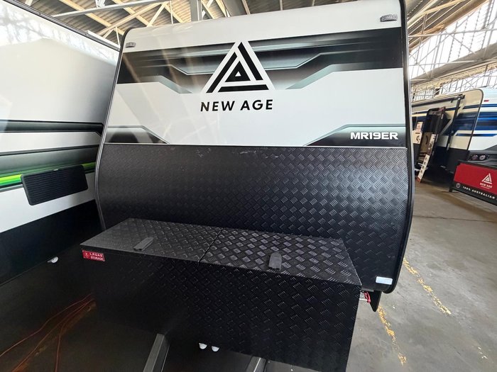 2026 New Age Caravans Manta Ray 19Ft Couples My26