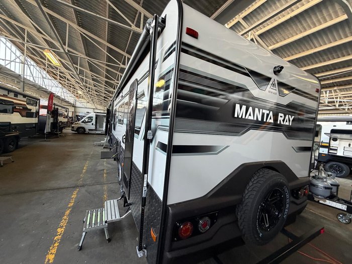 2026 New Age Caravans Manta Ray 19Ft Couples My26