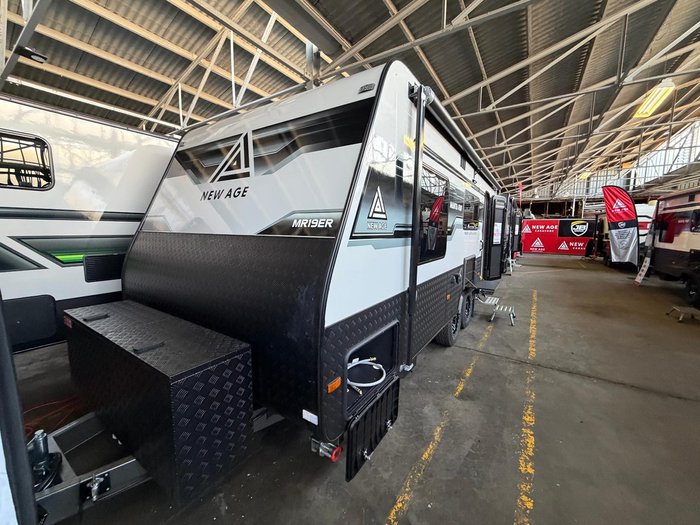 2026 New Age Caravans Manta Ray 19Ft Couples My26