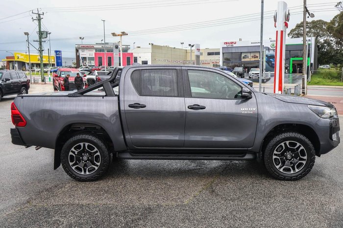 2024 Toyota Hilux