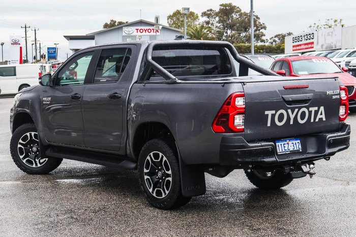 2024 Toyota Hilux