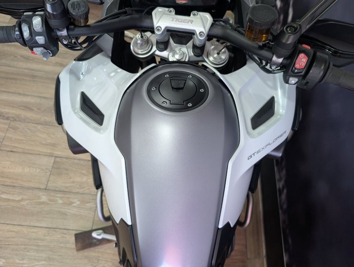 2023 Triumph TIGER 1200 GT EXPLORER WHITE
