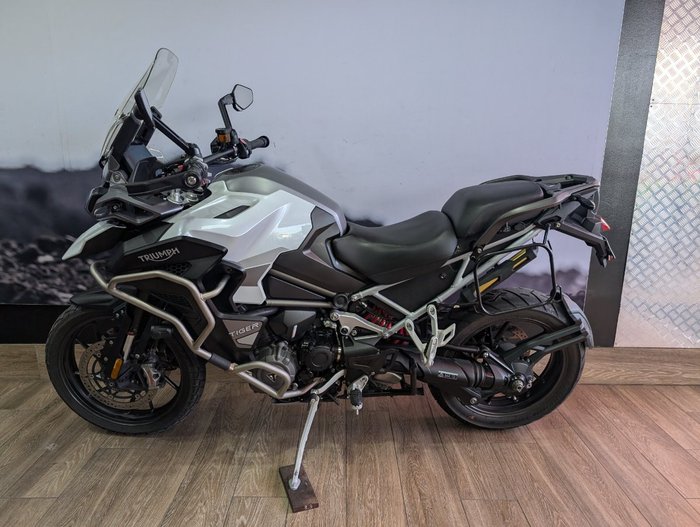 2023 Triumph TIGER 1200 GT EXPLORER WHITE