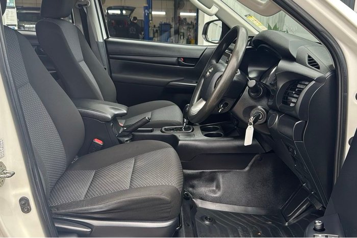 2023 Toyota Hilux Workmate