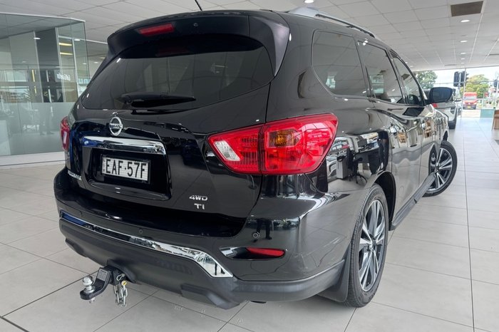 2018 Nissan Pathfinder Ti