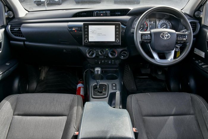 2021 Toyota Hilux SR
