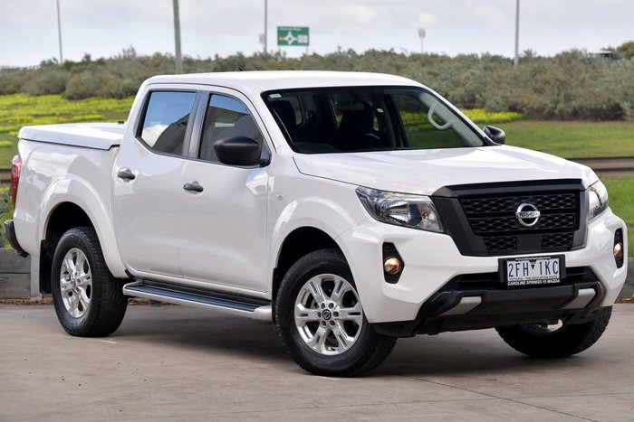 2023 Nissan Navara SL