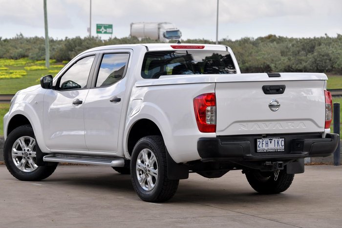 2023 Nissan Navara SL