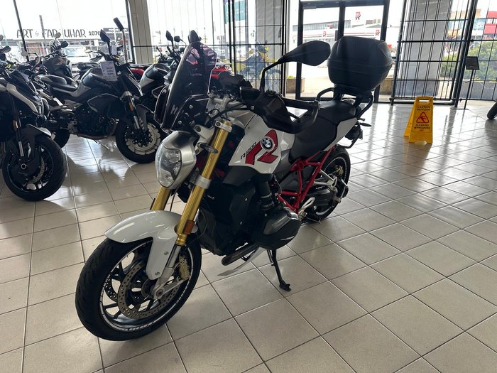 2016 BMW