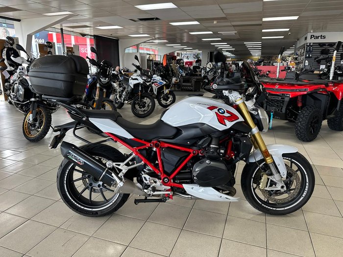 2016 BMW