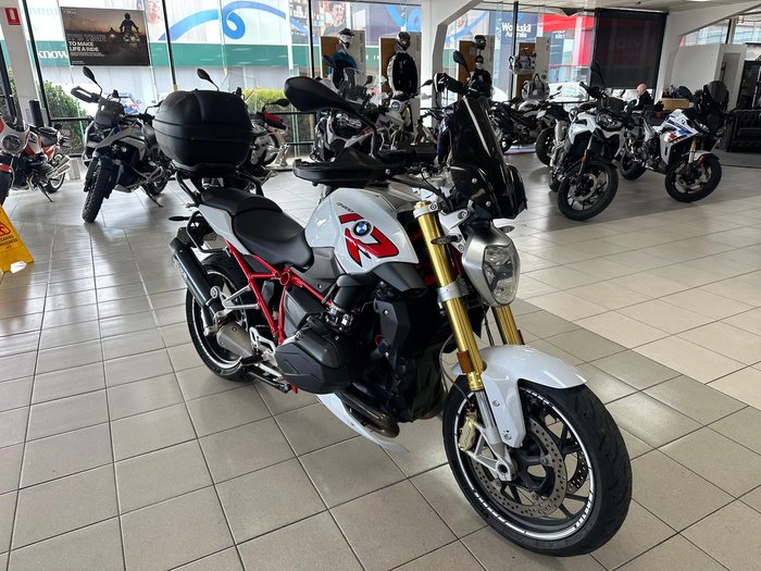 2016 BMW