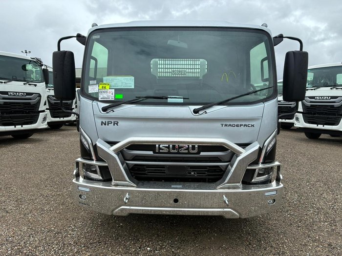 2026 Isuzu N Series NPR 45/65-175 MT D28 Tradepack