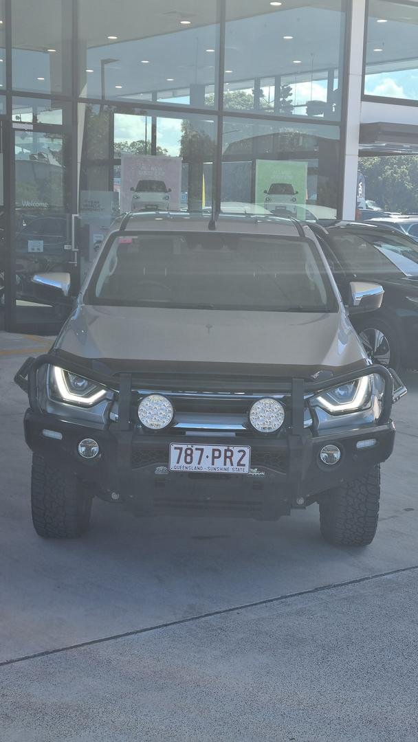 2023 Isuzu D-MAX LS-U