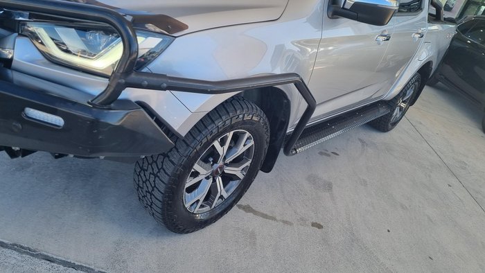2023 Isuzu D-MAX LS-U