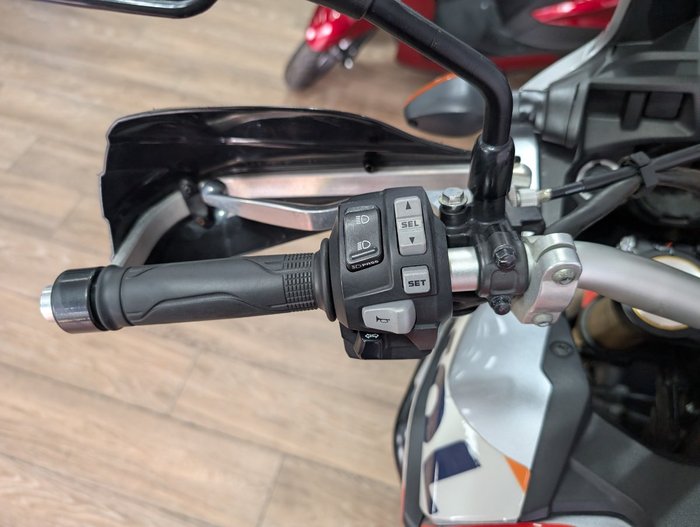2016 Honda CRF1000L AFRICA TWIN SILVER