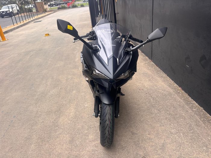 2026 Kawasaki Ninja 500 (EX500G) Ninja Black