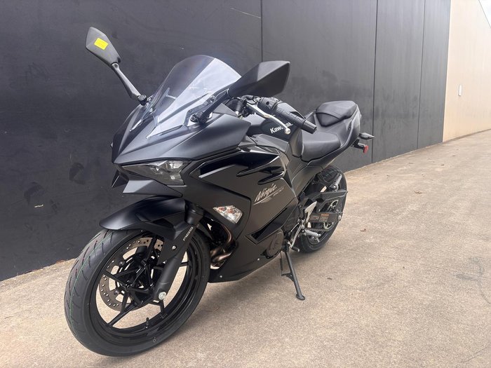2026 Kawasaki Ninja 500 (EX500G) Ninja Black