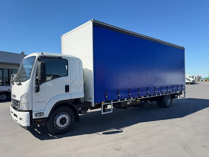 2017 Isuzu F Series