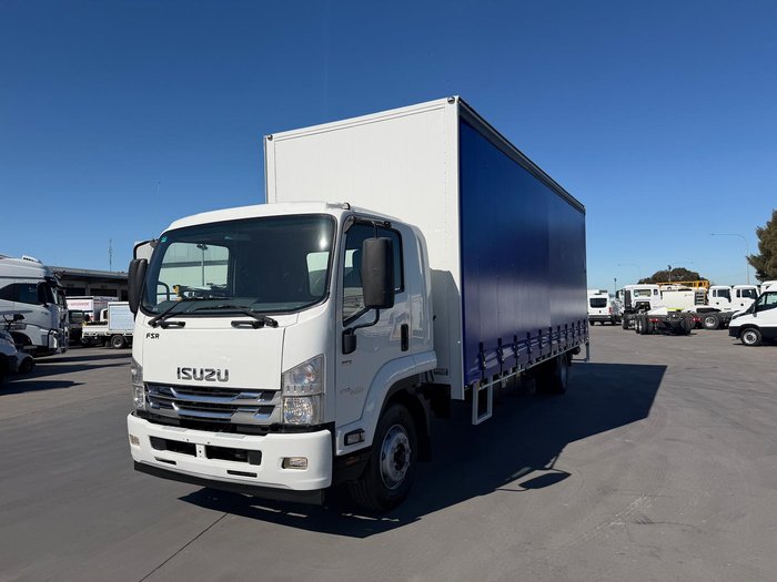 2017 Isuzu F Series