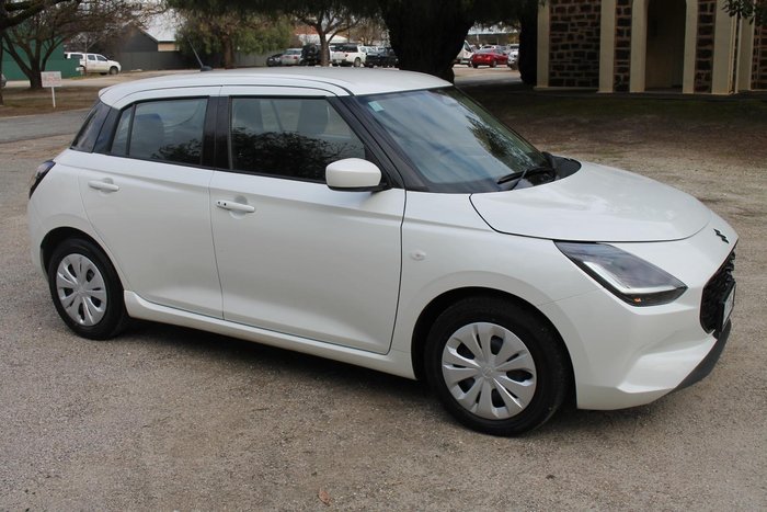 2025 Suzuki Swift Hybrid