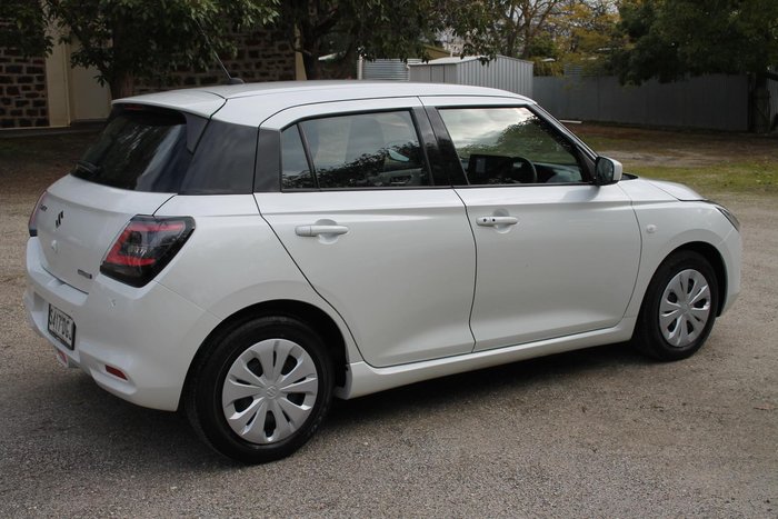 2025 Suzuki Swift Hybrid