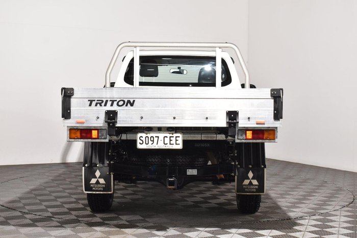 2020 Mitsubishi Triton GLX