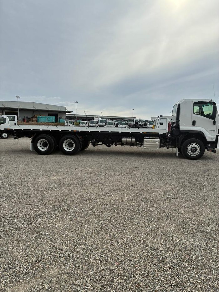 2026 Isuzu F Series FVY 260-300 AT R67