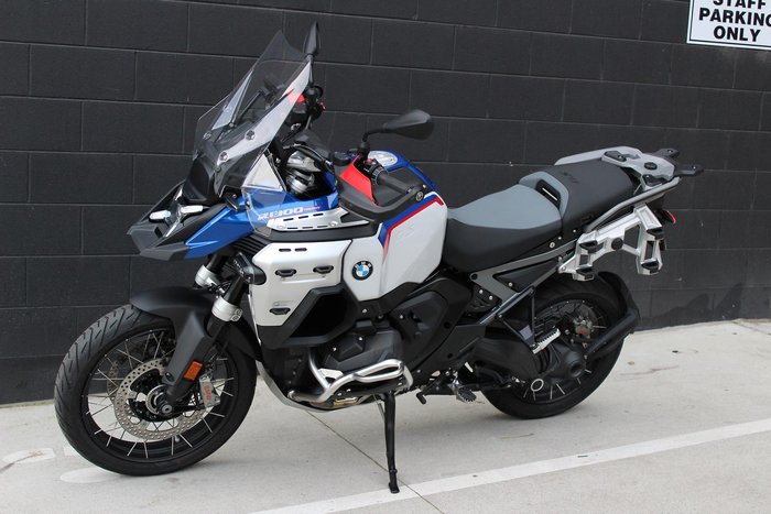 2025 BMW