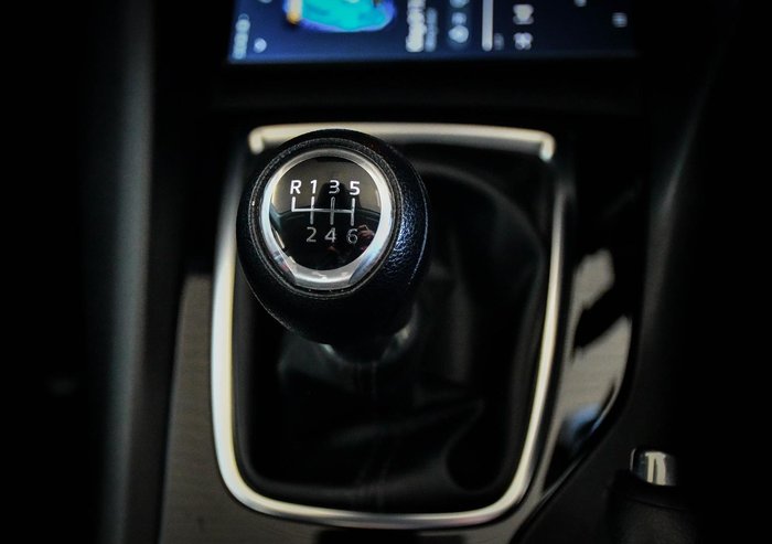 2018 Mazda 3 Neo Sport
