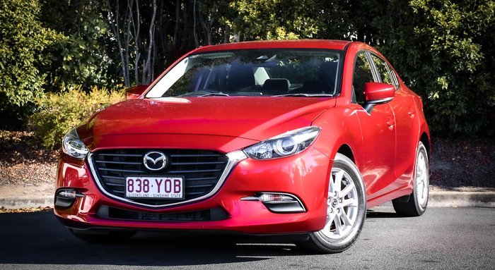 2018 Mazda 3 Neo Sport