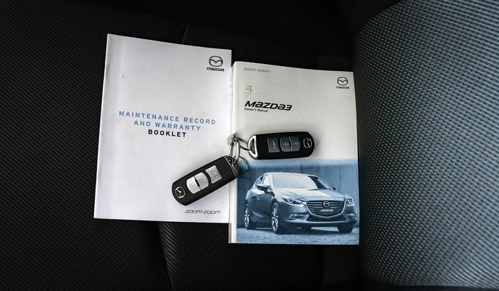 2018 Mazda 3 Neo Sport