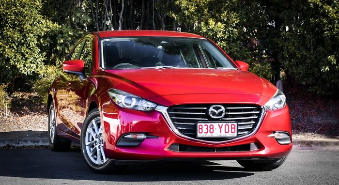 2018 Mazda 3 Neo Sport