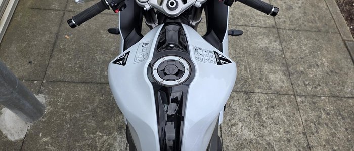 2024 Triumph Daytona 660 Daytona White