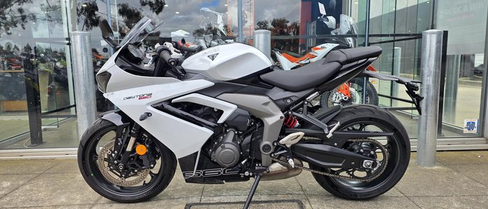 2024 Triumph Daytona 660 Daytona White
