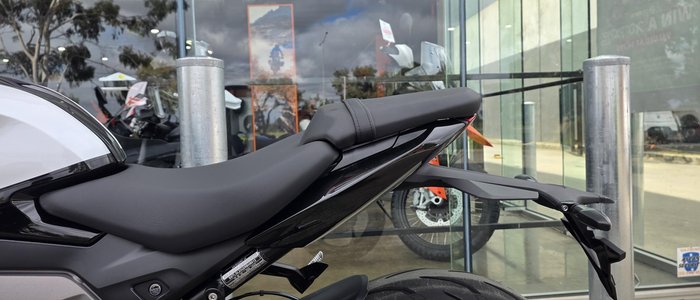 2024 Triumph Daytona 660 Daytona White