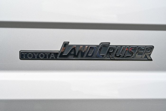 2019 Toyota Landcruiser GXL VDJ76R 4X4 Dual Range Silver Pearl