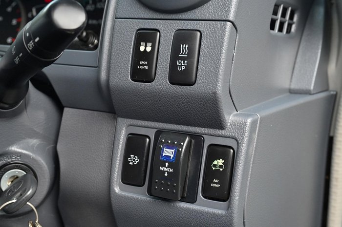 2019 Toyota Landcruiser GXL VDJ76R 4X4 Dual Range Silver Pearl