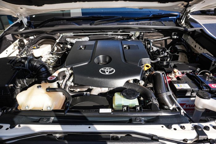 2022 Toyota Hilux SR5